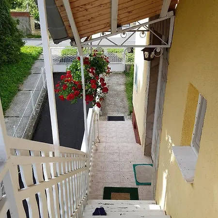 Apartment Happy House *