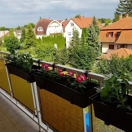Апартаменты Happy House